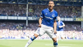 Richarlison guió el abultado triunfo de Everton sobre Manchester United en Inglaterra