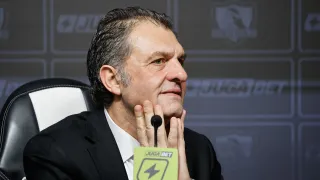 Usaron la imagen y voz de Aníbal Mosa: Colo Colo alerta por posible estafa a sus hinchas