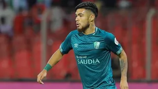 El violento codazo de Paulo Díaz en Arabia Saudita