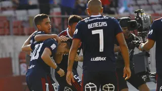 Nicolás Oroz anotó un golazo que ilusionó a la U en su duelo con Curicó Unido