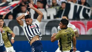 Carlos Zambrano tras duelo ante Colo Colo: “Cada vez tengo menos ganas de jugar”