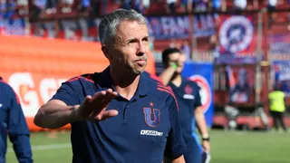 U de Chile busca reconciliarse con Álvarez con un fichaje bombástico que pidió el DT