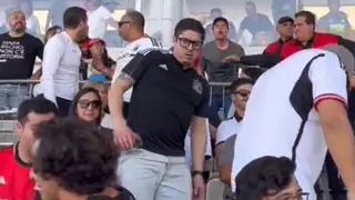 Hincha de Colo Colo que agredió a un niño en el Superclásico fue suspendido de su trabajo