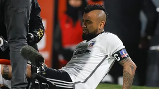 Nueva baja para Colo Colo: Se conoció la lesión que sufrió Arturo Vidal