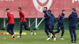 La selección cumplió con su último entrenamiento antes de viajar a Uruguay