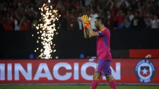 Las razones que alejaron a Claudio Bravo de La Roja de Berrizo
