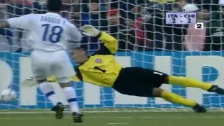 Roberto Baggio anotó de penal el empate de Italia ante Chile