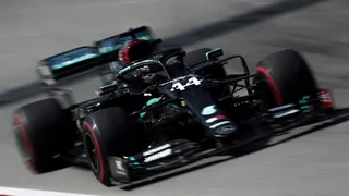 Los Mercedes de Hamilton y Bottas ampliaron su dominio en España