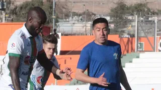 Audax explicó problema con las camisetas: Sufrieron inconveniente en el aeropuerto