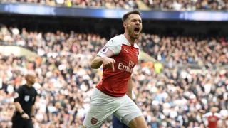 ¡La maldición no acaba! Dos famosos del espectáculo fallecieron tras nuevo gol de Ramsey