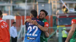 Leandro Requena hizo historia con golazo de arco a arco a Colo Colo