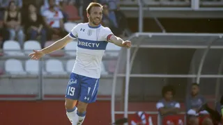 Universidad Católica dio vuelta el marcador ante Curicó Unido gracias a Fuenzalida