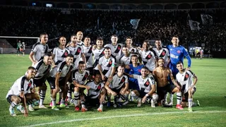 Gary Medel y Pablo Galdames fueron parte de la clasificación de Vasco a semifinales en el Carioca