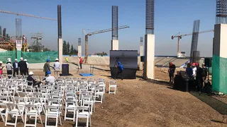 Universidad Católica instaló la “primera piedra” para el nuevo San Carlos de Apoquindo