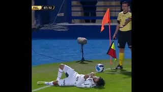 Compañero de Benjamín Kuscevic protagonizó el blooper de la Copa Libertadores