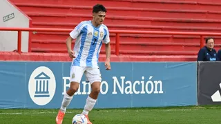 Pablo Solari anotó en la goleada de Argentina ante Paraguay en categoría sub 23