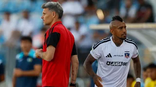 Vidal y Ortiz viven realidades opuestas en Colo Colo: la verdad sobre sus renovaciones