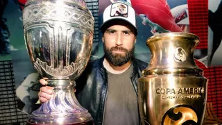 Claudio Bravo: No es el momento de hablar, hay que dejar que la Roja trabaje tranquila