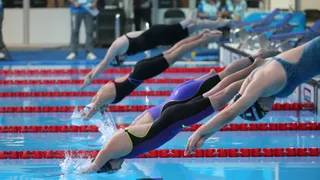 Francisca Neiman logró medalla de bronce en los 100 metros pecho