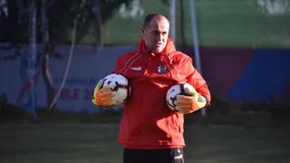 Palestino oficializó a Claudio Arbiza como su nuevo preparador de arqueros