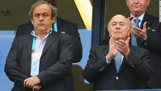 Joseph Blatter culpó a Michel Platini del “error” de conceder el Mundial a Qatar
