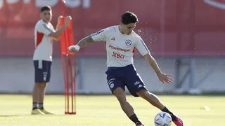 La alegre práctica vespertina de La Roja este viernes en “Juan Pinto Durán”