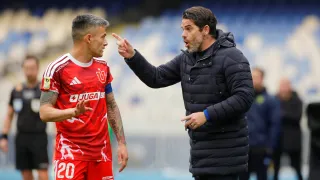 Gago confirma la presencia de Charles Aránguiz contra Everton en Copa Chile
