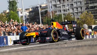 Con el monoplaza RB7: El Red Bull Showrun se tomará las calles de la capital