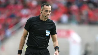 ¿Quién es Juan Benítez, el árbitro de Colo Colo vs Racing por la Copa Libertadores 2025?