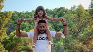 Mauricio Isla espera en familia la definición de su futuro club
