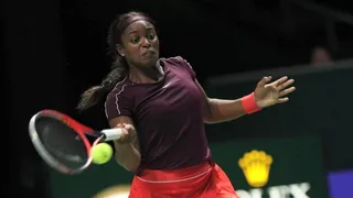 Stephens ganó otra vez, pero sin asegurar su paso a semifinales en Singapur