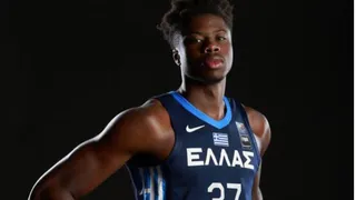 Chicago Bulls fichó a Kostas Antetokounmpo, hermano menor de Giannis