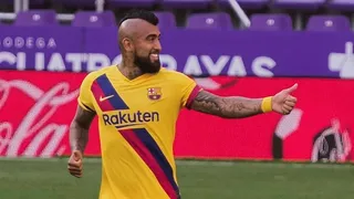 Barcelona sigue vivo en la lucha por el título tras tumbar a Valladolid con golazo de Arturo Vidal