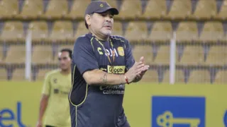 Maradona tras el alta médica: No pasó nada, todos me desearon lo mejor