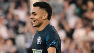 Golazo chileno en Rusia: Jordhy Thompson se lució en el triunfo del Orenburg