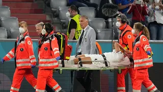 Leonardo Spinazzola salió lesionado en Italia y quedó con posible rotura en el tendón de Aquiles