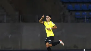 Diego Fernández decretó el empate de Iquique ante la UC con un golazo de tiro libre