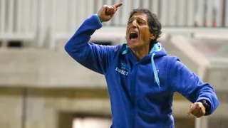 El tenso momento entre un hincha de la UC y Mario Salas