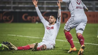 ¡Definición de centrodelantero! Guillermo Maripán selló la goleada de Mónaco ante Lorient en Francia