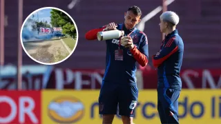 Pese a la prohibición: hinchas de la U de Chile llegaron a Buenos Aires para acompañar al equipo