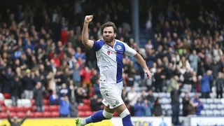 ¿Alexis o Gary? Jugadores de Blackburn propusieron nombres para el hijo de Ben Brereton