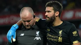 Alisson se lesionó en el estreno de Liverpool por la Premier League