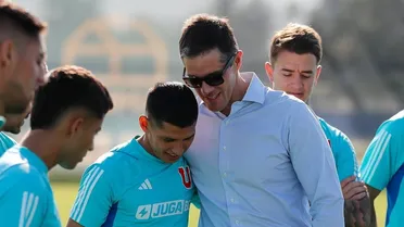 Apareció el presidente: Michael Clark visitó a la U en su primer día de prácticas en cancha