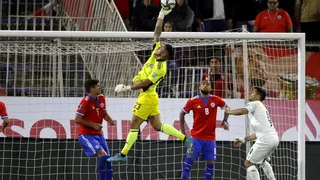 La formación de La Roja de Berizzo para recibir a Colombia en las Clasificatorias