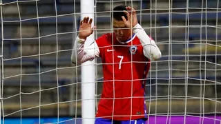 Alerta en la Roja: Gazzetta aseguró que Alexis se lesionó otra vez