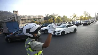 Congestión por trabajos de la Fórmula E en avenida Cardenal Caro