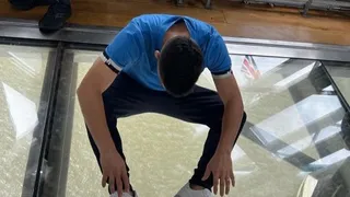 Marcelino Núñez disfrutó en su paseo al Puente de la Torre en Londres