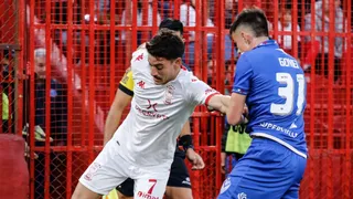 Barra de Vélez Sarsfield agredió a jugadores tras caída con Huracán