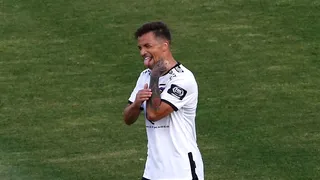 ¡De “palomita”! Gabriel Costa marcó el tercero de Colo Colo ante Unión Española