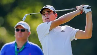 Joaquín Niemann tuvo un irregular estreno en el Tour Championship del PGA